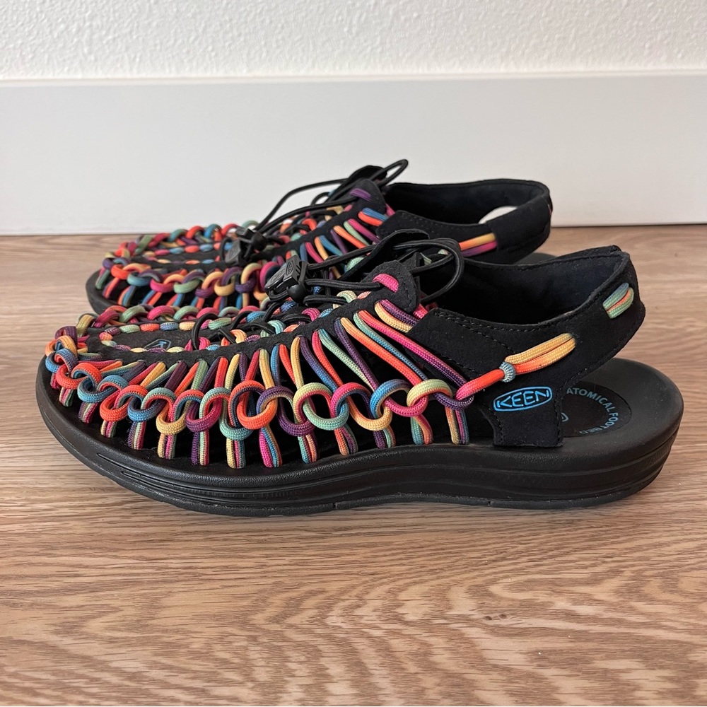 KEEN UNEEK Classic Two Cord Sandals Original Multicolor Mens Size 8